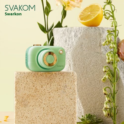 【Vibrator】Camera Sucking Toy Green - Lunarlulu