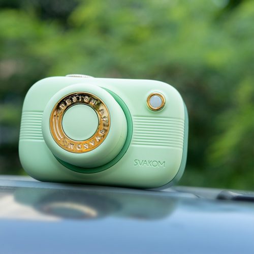 【Vibrator】Camera Sucking Toy Green - Lunarlulu
