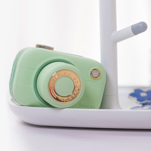 【Vibrator】Camera Sucking Toy Green - Lunarlulu